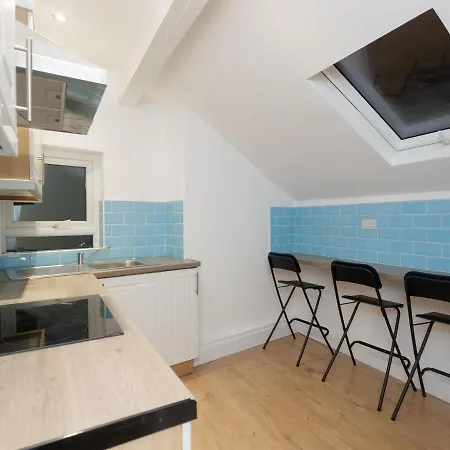 Hillcrest Szálloda *