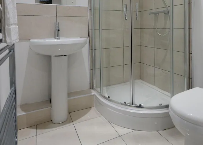 Hillcrest Leeds (West Yorkshire)